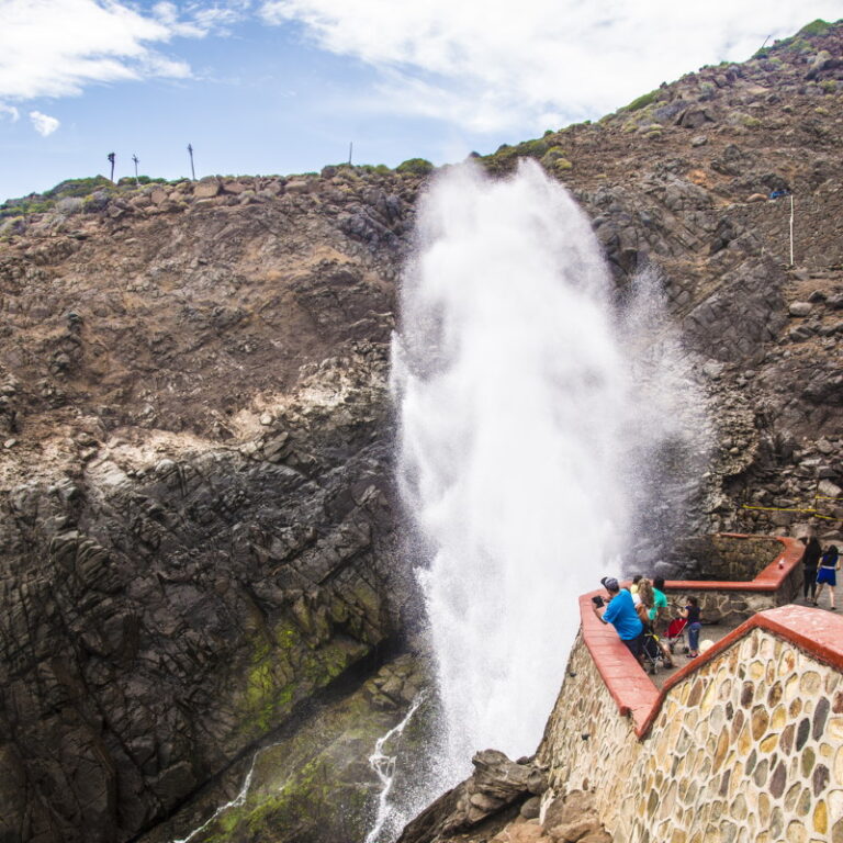 Top 10 Spectacular Geysers in the World Entertainment Before It's News