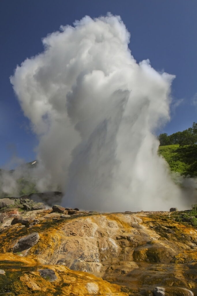 Top 10 Spectacular Geysers in the World Top10HQ